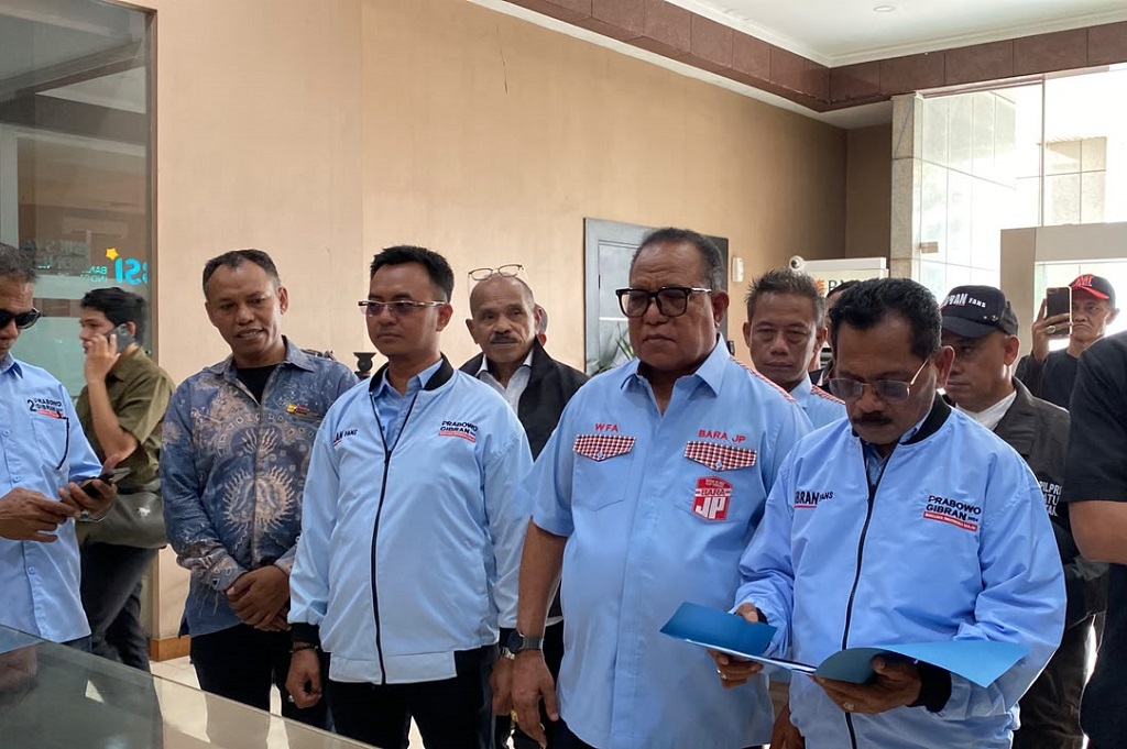 Relawan Merasa Gibran Dizalimi Denny Indrayana cs, Sebut MK Tak Berwenang Koreksi Ijazah