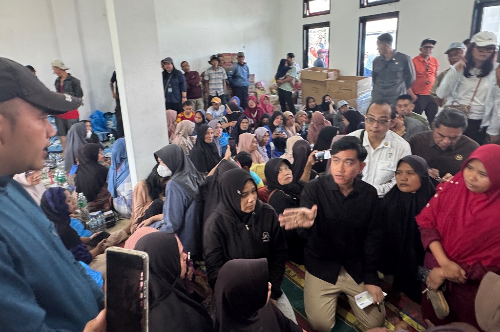 Momen Gibran Perintahkan Dokter Pribadinya Tangani Korban Banjir Bandang Solok