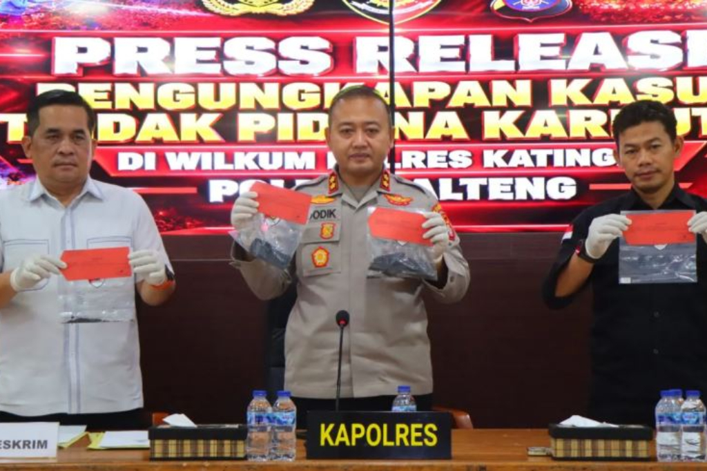 Tertangkap Basah Bakar Lahan, Kakek 61 Tahun di Katingan Jadi Tersangka Karhutla