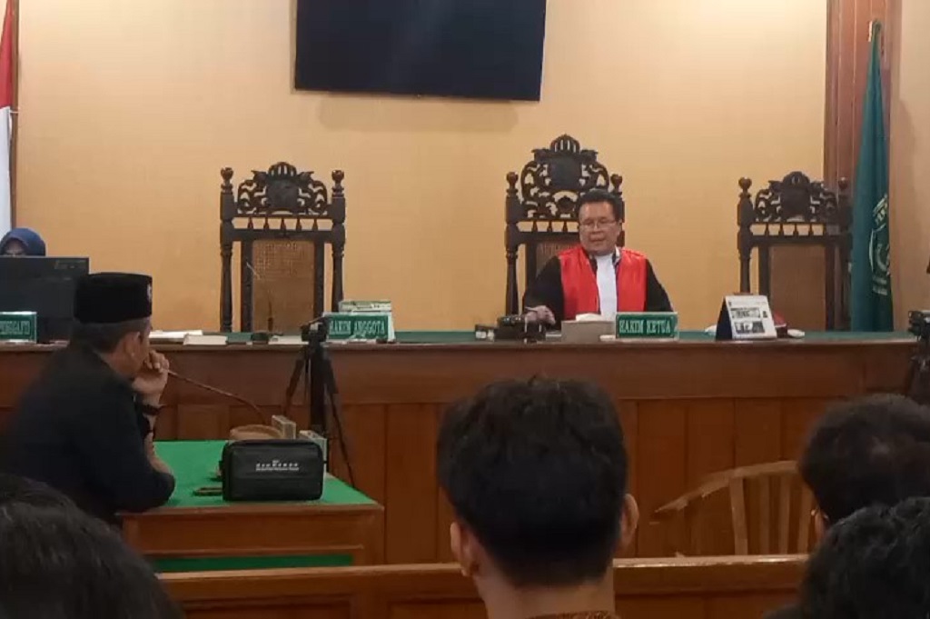Gugatan Gus Nur Kandas, PN Solo Tolak Ganti Rugi Rp4,2 Miliar terkait Kasus Ijazah Jokowi