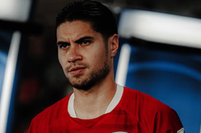 Momen Kevin Diks Terima Pesan Rahasia John Herdman Disorot, Jadi Bahan Meme Warganet 