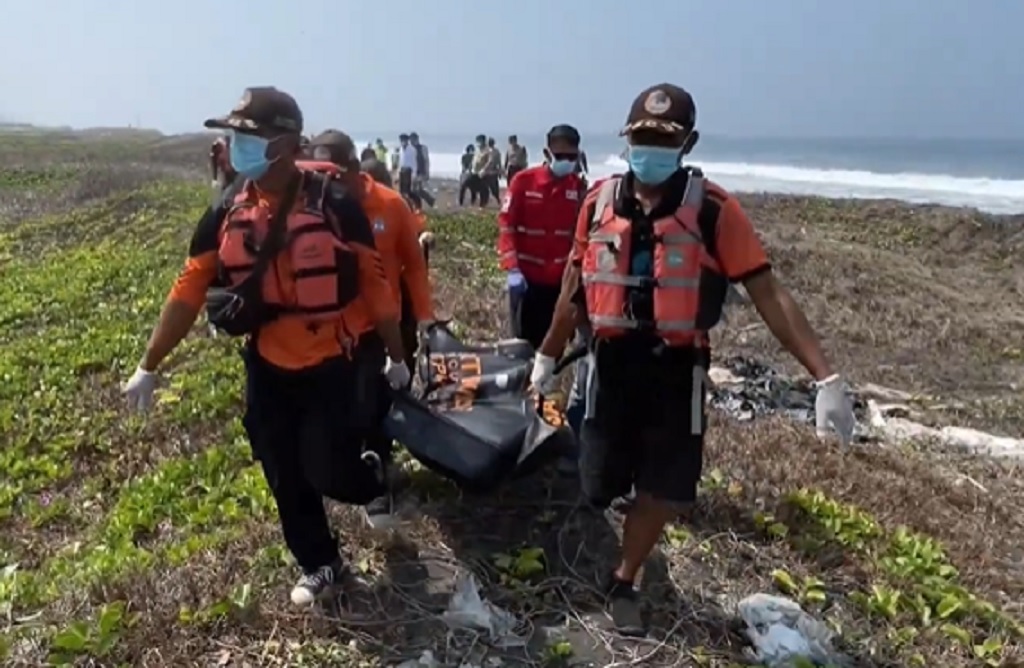 Kulonprogo Geger! Nelayan Temukan Mayat Pria Tanpa Identitas di Pantai Garongan
