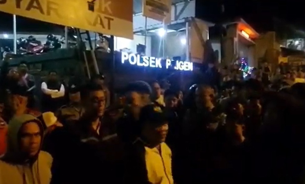 Siswa SMK di Pasuruan Diculik Kerabat, Warga Kepung Polsek Prigen Cari Pelaku