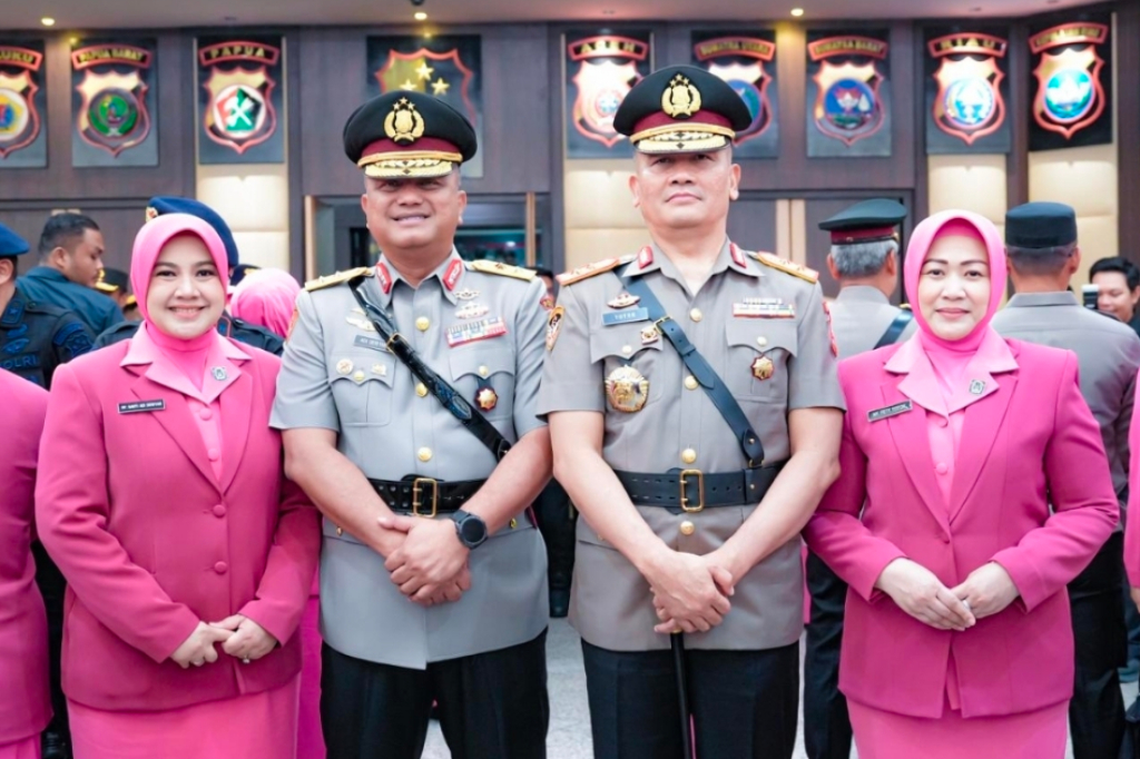 Mutasi Polri, Irjen Totok Suharyanto Jabat Kapolda Sulbar Gantikan Irjen Adi Deriyan