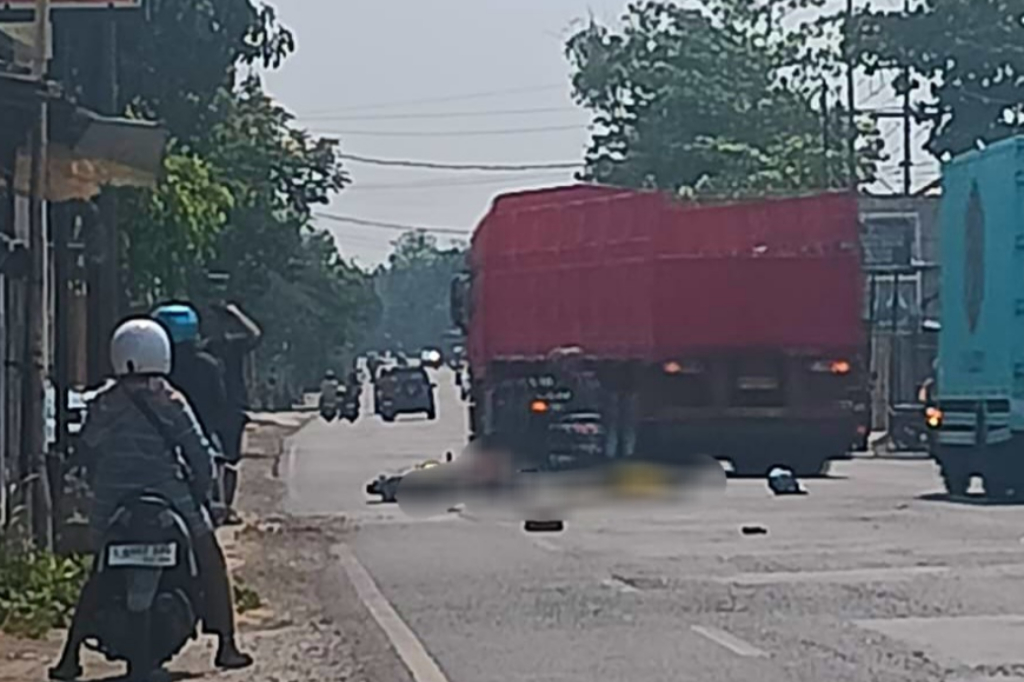 Kecelakaan Maut di Bojonegoro, Pemotor Tewas Jadi Korban Tabrak Lari Truk