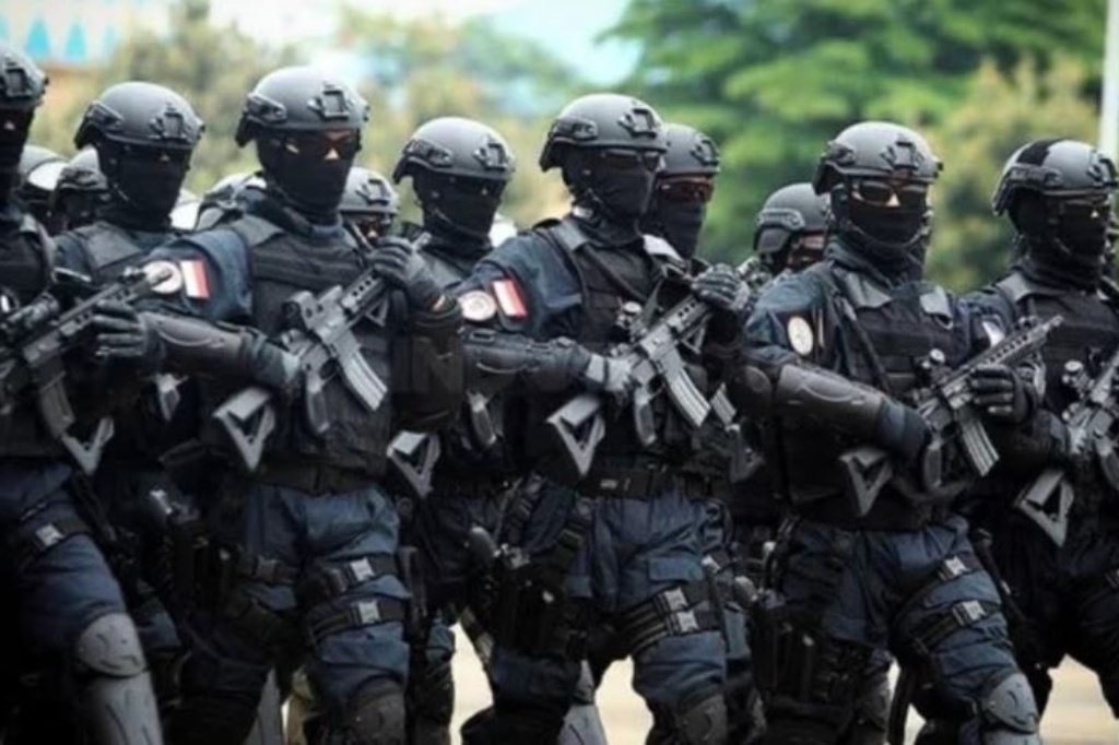 Densus 88 Tangkap Terduga Teroris di Ternate, Langsung Dibawa ke Jakarta