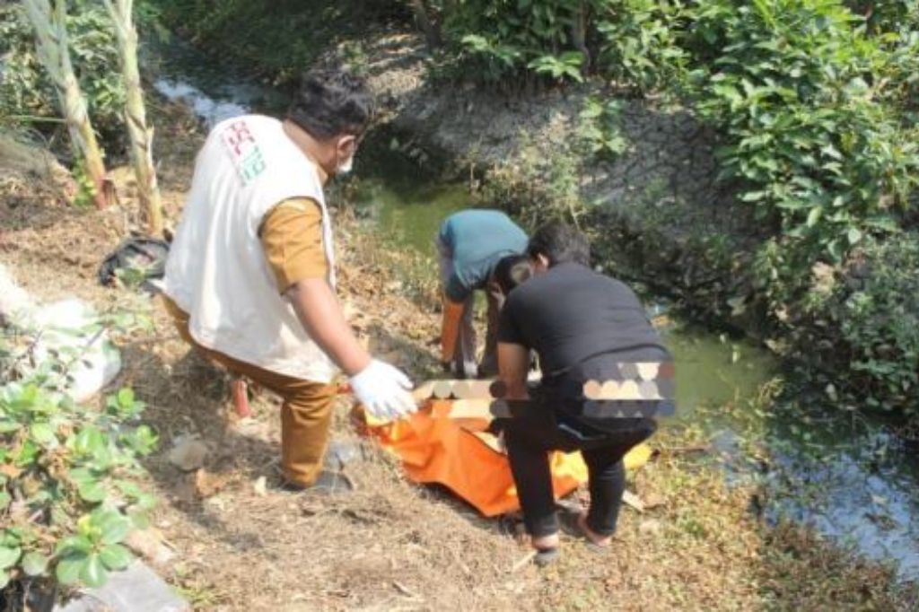 Mayat Pria Ditemukan di Pinggir Jalan Grobogan, Warga asal Ciamis