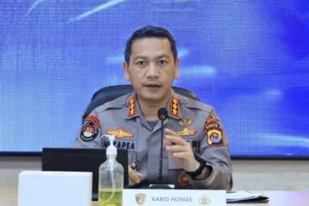 Gunung Anak Krakatau Masih Erupsi, Polda Banten Ingatkan Radius Aman 2 Km