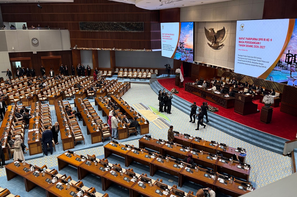 Tok! DPR Sahkan UU Perlindungan Ketenagakerjaan di Sidang Paripurna
