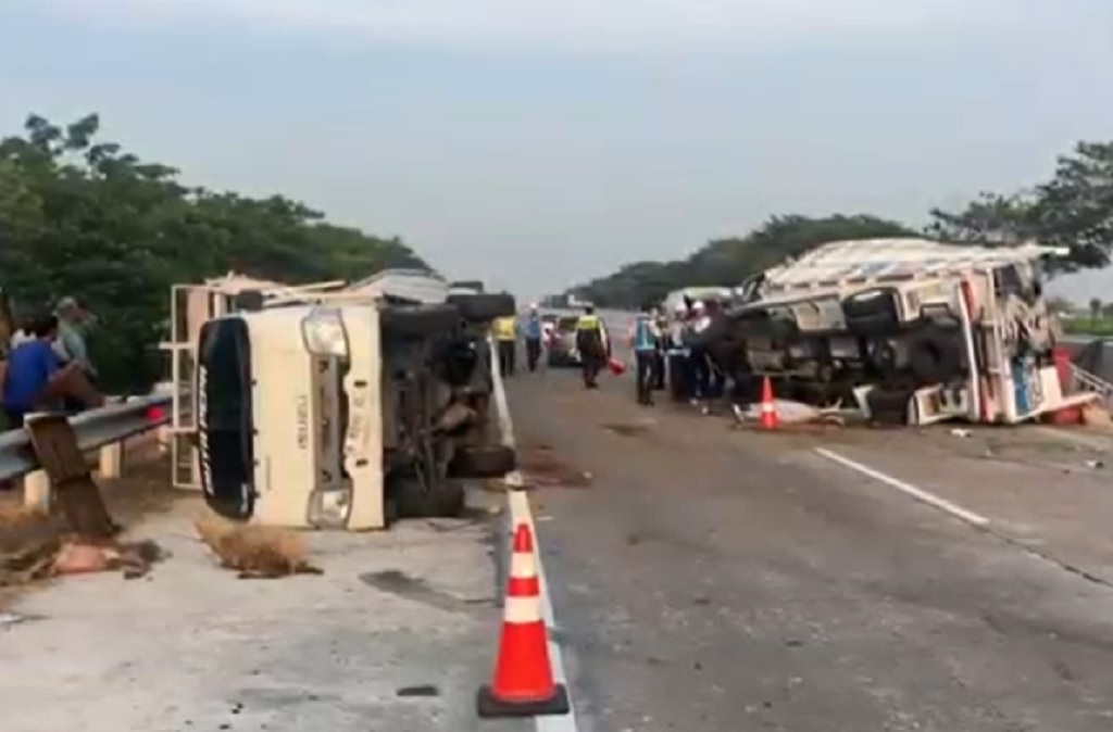 Tabrakan Beruntun 5 Kendaraan di Tol Solo-Ngawi, 1 Orang Tewas dan 4 Luka-Luka