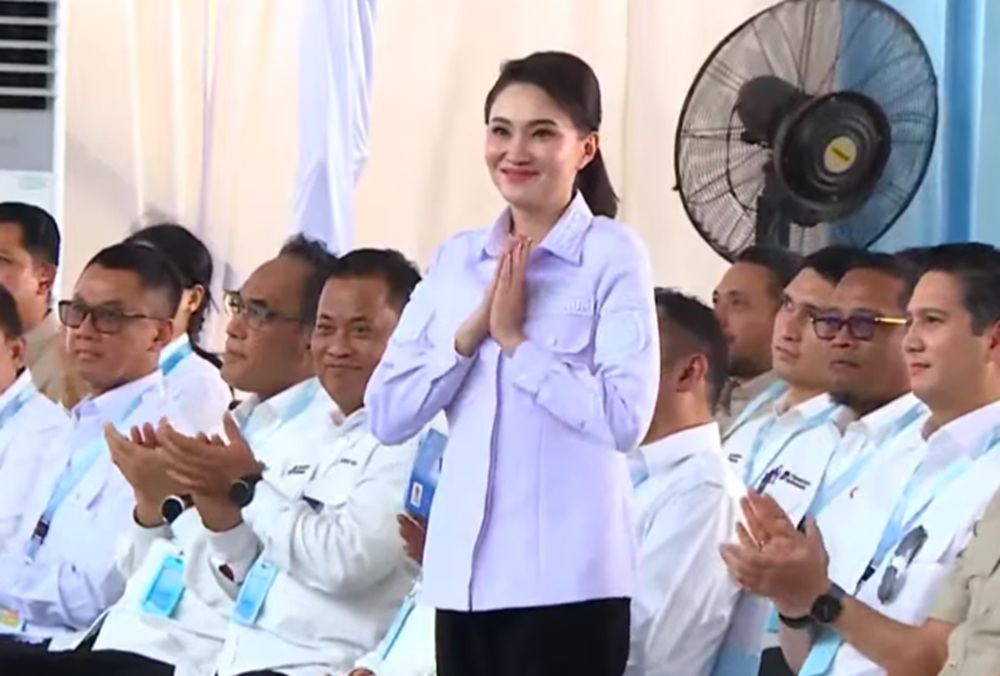 Prabowo Heran Sherly Tjoanda Dapat Tepuk Tangan Meriah saat Disapa: Pemilu Masih Lama