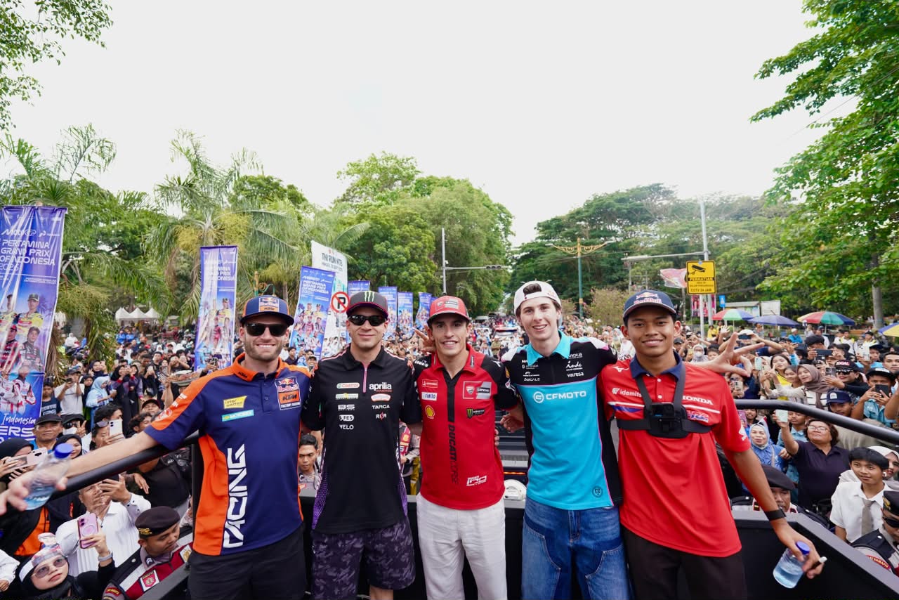 Parade Pembalap MotoGP Mandalika 2026 Guncang Mataram, Marc Marquez Cs Disambut Meriah