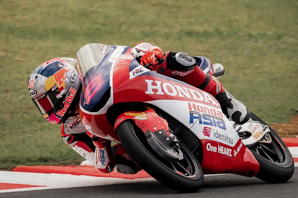 Veda Ega Langsung Lolos Q2 Moto3 Mandalika 2026, Pembalap Malaysia Tertinggal!