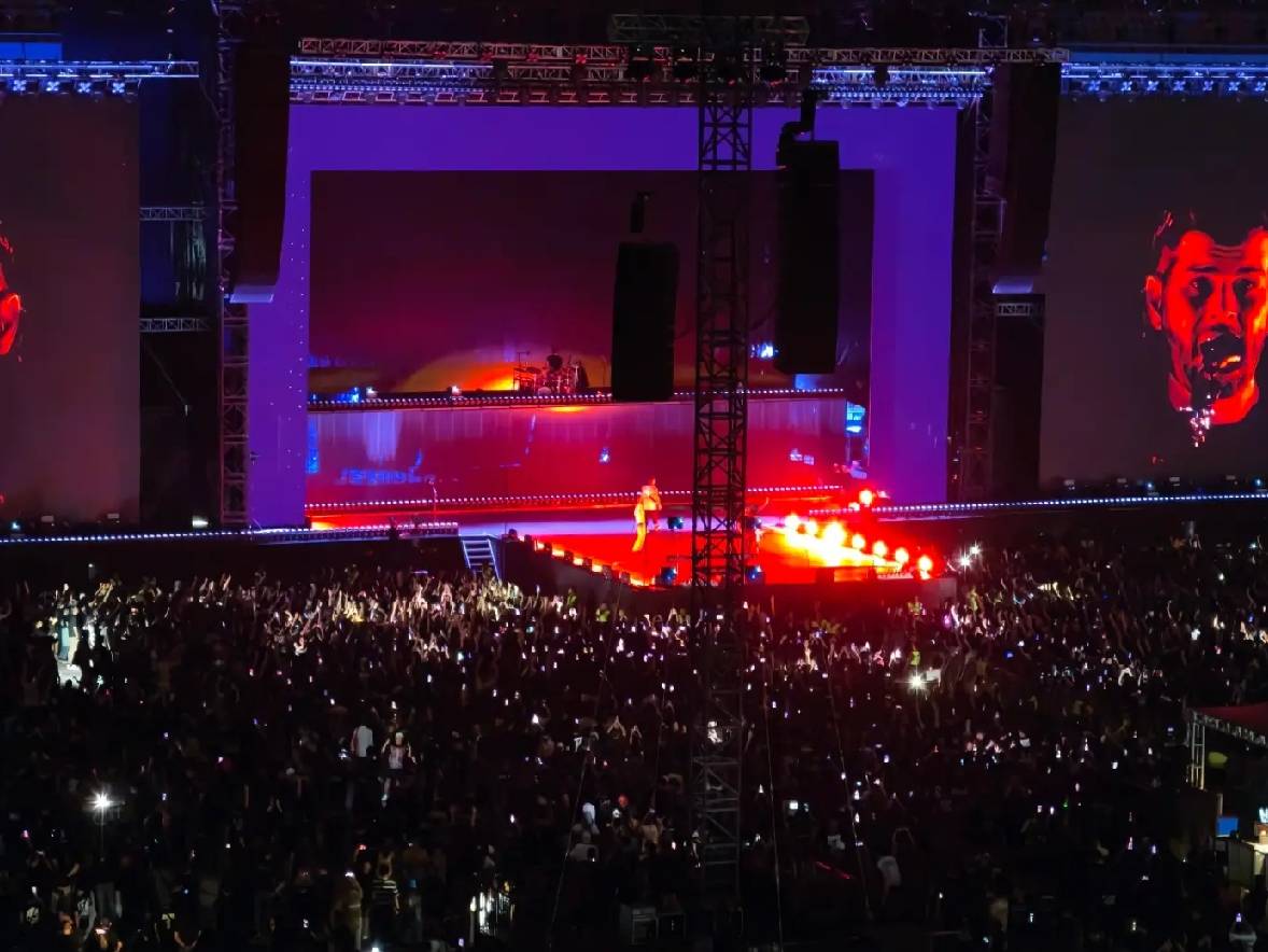 Keseruan Konser Avenged Sevenfold di Jakarta: St. Loco Cover Bento hingga Pedal Drum Rusak!