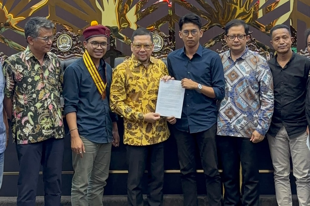 Golkar Pertimbangkan Tindak Lanjuti Usulan Hak Angket Polemik Ijazah Gibran