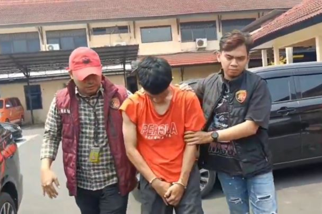 Bus Persib U-18 Dilempari Batu di Rest Area Batang, Suporter Persija Ditangkap