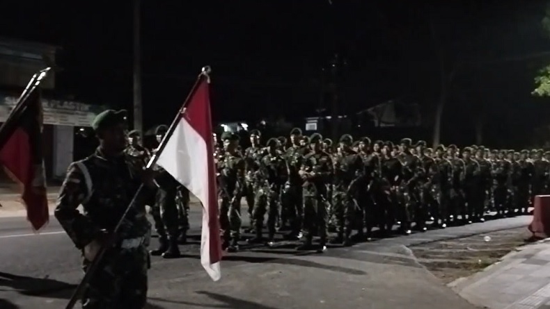 Momen Haru 449 Prajurit TNI Kembali ke Blora usai Setahun Bertugas di Papua