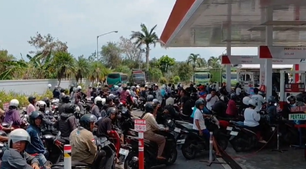 Kelangkaan BBM di Jembrana Makin Parah, 8 Ton Pertalite Ludes dalam Hitungan Jam
