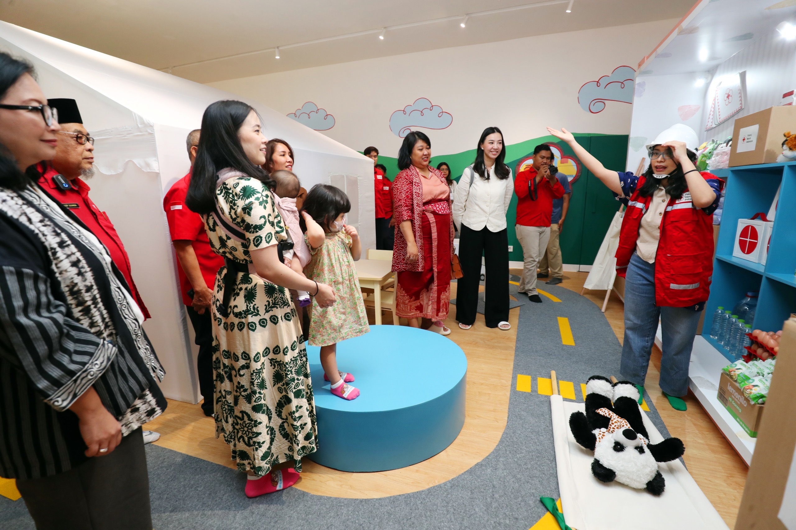 Didukung MNC Peduli, KiN Space Gelar Pameran Little Hands, Big Heart