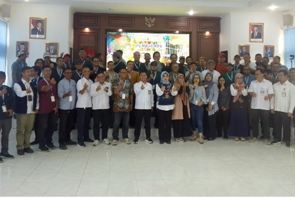 Gandeng Kementan, Agrijurno Latih 135 Jurnalis dan Mantan Jurnalis Bisnis Ayam Petelur
