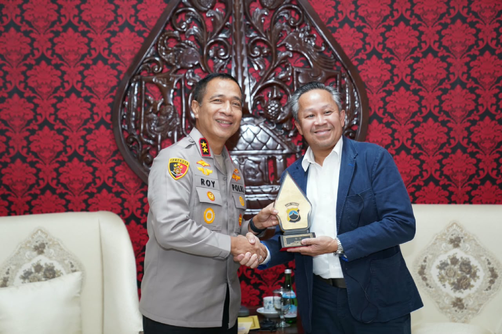 Bongkar Penipuan Online Lintas Negara, Polda Jateng Diganjar Penghargaan FBI