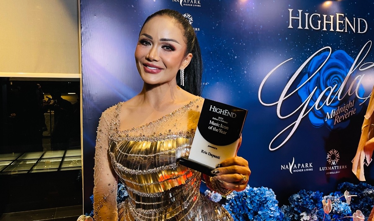 Kris Dayanti Raih Music Icon of the Year dan Best Dressed di HighEnd Gala Midnight Reverie