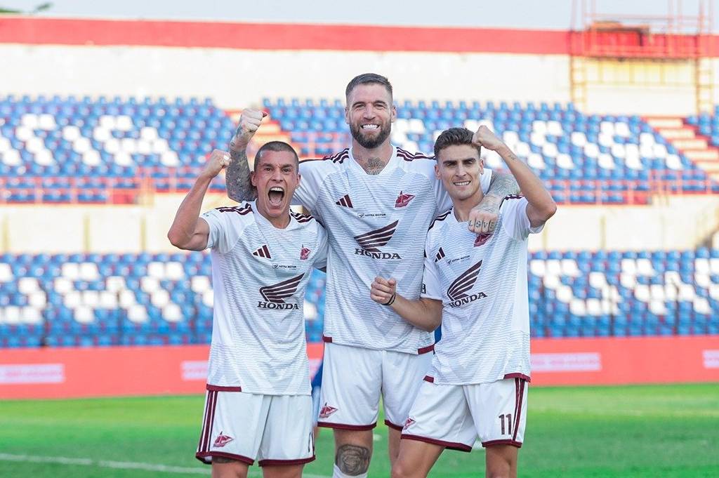 Hasil Super League: PSM Makassar Bungkam PSIM Yogyakarta, Kartu Merah Bikin Laga Berakhir Dramatis