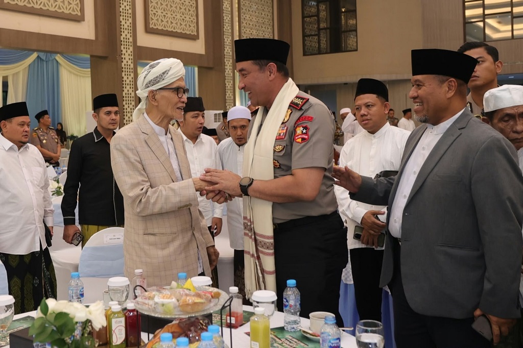 Kapolri Bertemu Ulama se-Jatim, Silaturahmi hingga Ajak Perkuat Sinergi Jaga Kamtibmas