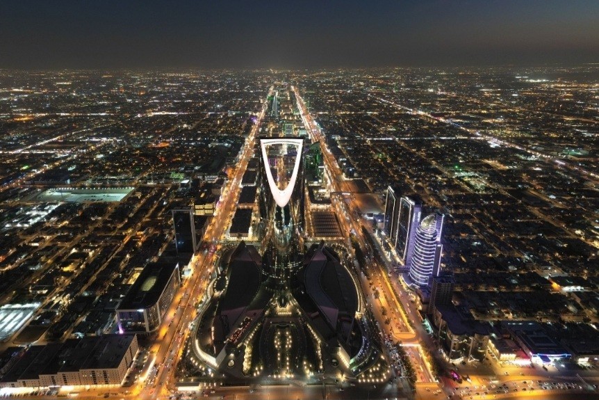 Ditutup gegara Serangan Houthi, Kingdom Centre Riyadh Jadi Kantor IMF dan Perusahaan AS
