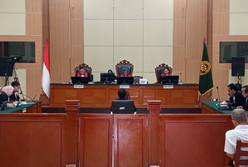 Breaking News: Eksepsi Roy Suryo Tak Diterima, Perkara Ijazah Jokowi Lanjut ke Pembuktian