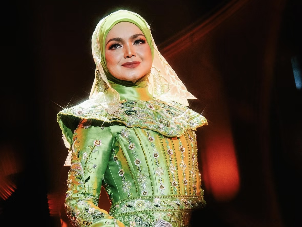Kondisi Terkini Siti Nurhaliza usai Wajah Penuh Lebam gegara Lompat Tali