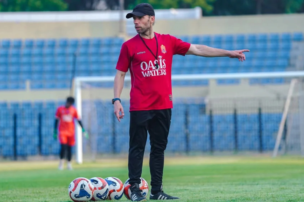 Persijap Jepara Terpuruk di Dasar Klasemen, Juan Cortes Kembali Jadi Pelatih usai 6 Kekalahan Beruntun!