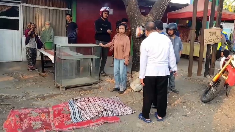 Gunakan HP saat Berkendara, Mahasiswa Tewas Tabrak Pohon di Gowa