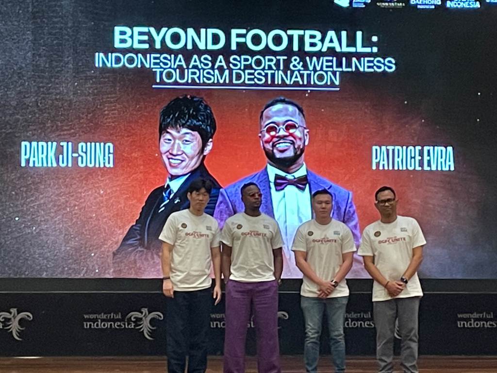 Penantian Panjang Berakhir! Legenda MU Siap Lawan Persija Legends di Jakarta