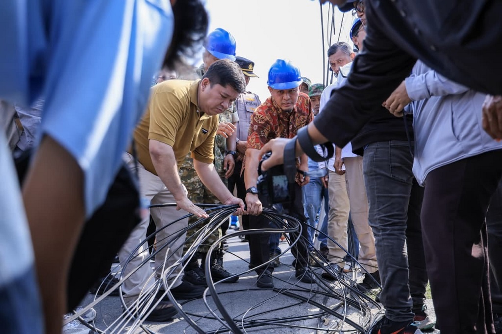 Komitmen Wako Agung Tertibkan Kabel Semrawut, Jalan Ronggo Warsito Kini Lebih Asri dan Aman