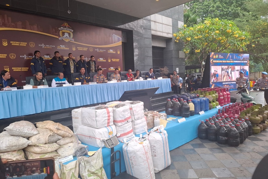 Polda Metro Bongkar 5 Kasus Kejahatan Lingkungan dan Migas, Tetapkan 11 Tersangka