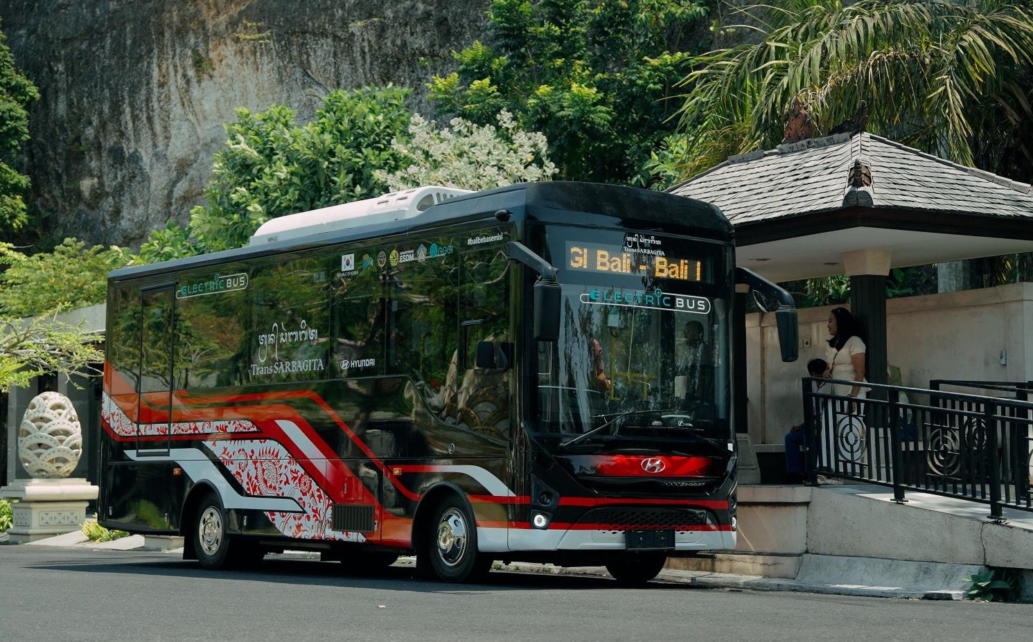 Gandeng Karoseri Lokal, Hyundai Rilis 11 Bus Listrik di Bali