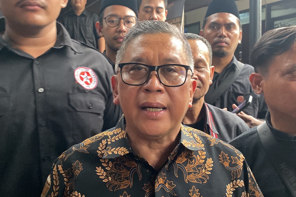 Hasto Akui Bahas Hak Angket Gibran dengan PKS: Jadi Pemimpin Harus Konstitusional, Bukan karena Orang Tua