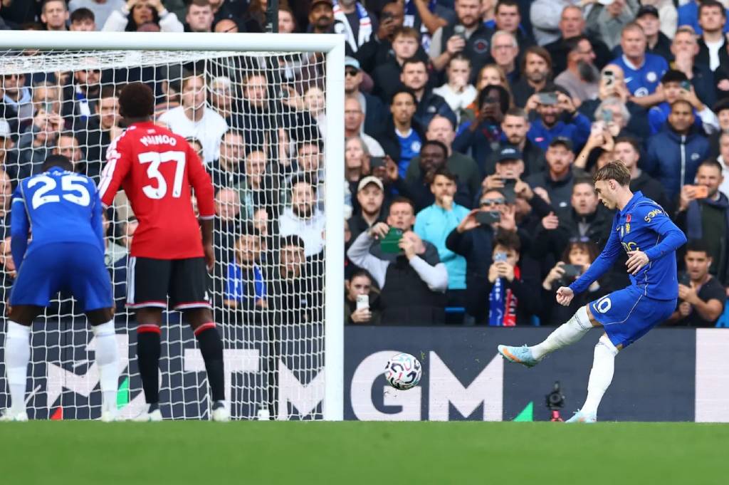 Hasil Chelsea vs MU di Liga Inggris: Setan Merah Tumbang Lagi, Carrick Terancam Dipecat