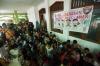 Wakapolri Kunjungi Pengungsi Korban Banjir Jakarta - Bagian 9