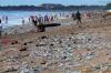 Dipenuhi Sampah, Begini Kondisi Memprihatinkan Pantai Kuta Bali - Bagian 1