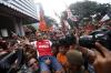 Gubernur Anies Dipanggul The Jakmania saat Sambut Persija di Balai Kota - Bagian 1