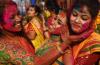 Serunya Melempar Serbuk Warna-warni di Festival Holi India - Bagian 2