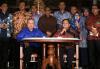 Prabowo-SBY Bertemu Empat Mata, Batik Lengan Panjang Jadi Dress Code
