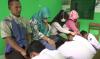 8 Adab Kepada Orang Tua dalam Al Qur'an dan Keutamaan Berbakti