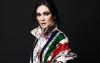 5 Artis yang Suka Koleksi Scarf, Harganya Bikin Melongo
