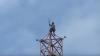 Putus Cinta, Pemuda di Cilacap Nyaris Bunuh Diri Naik Tower Setinggi 75 Meter