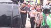Siang Bolong, 2 Perampok Gasak Uang Rp400 Juta di Depan Irian Supermarket Medan