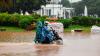 Jakarta Hujan Deras, Jalan Depan Istana Merdeka dan Monas Banjir