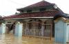 2 Kecamatan di Cirebon Dikepung Banjir, Masjid hingga Jalan Terendam